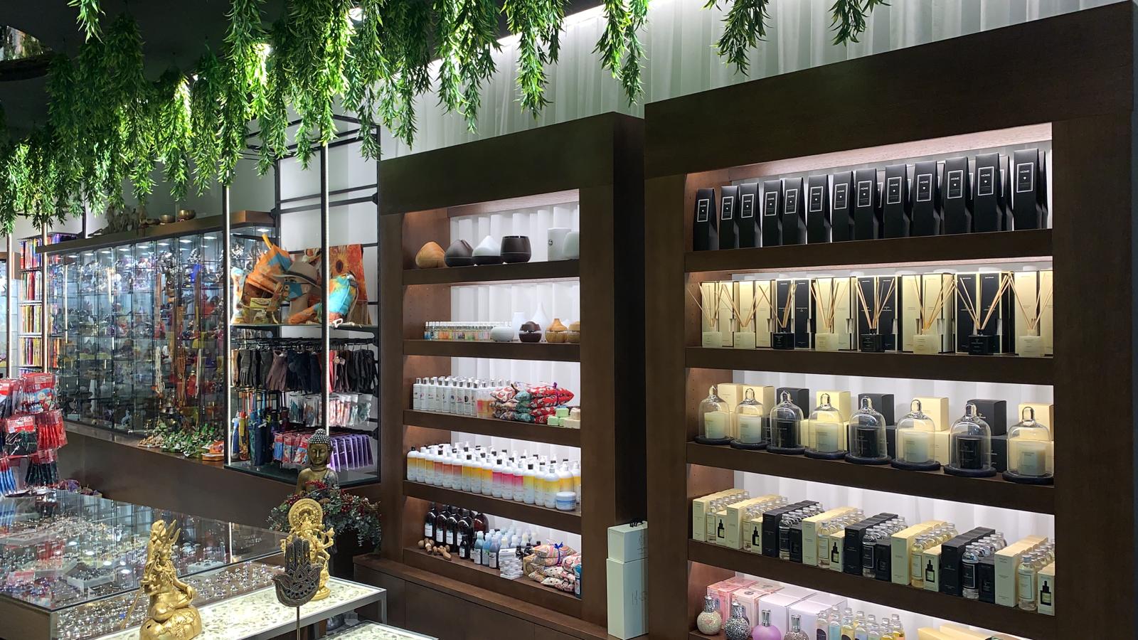 La tienda Kreencias, en Xixón
