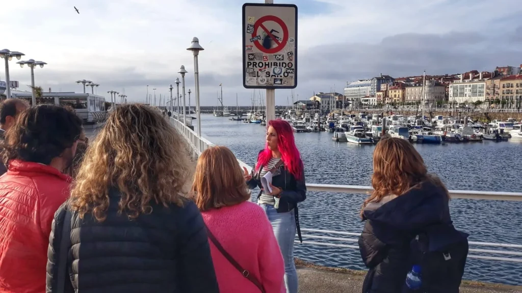 Visita guiada junto al puerto de Xixón
